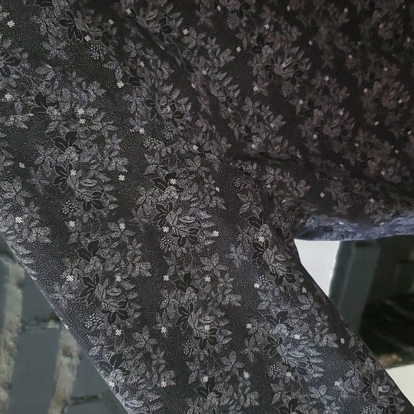 Denim & Flower floral design long sleeve shirt - Picture 2 of 8